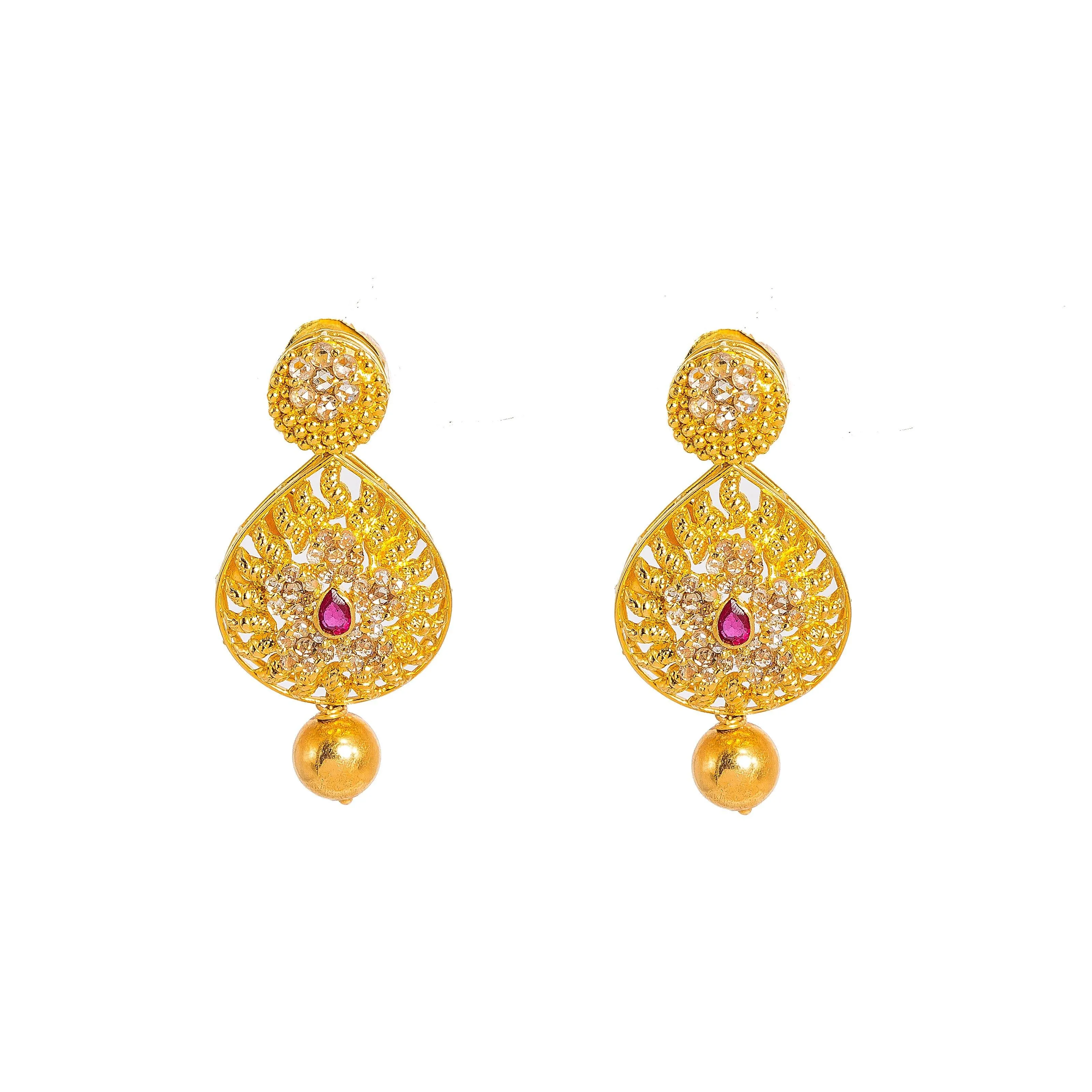 22K Yellow Gold Diamond Necklace & Earrings Set W/ 26.98ct Uncut Diamonds, Rubies & Clustered Flowers on Bib Necklace