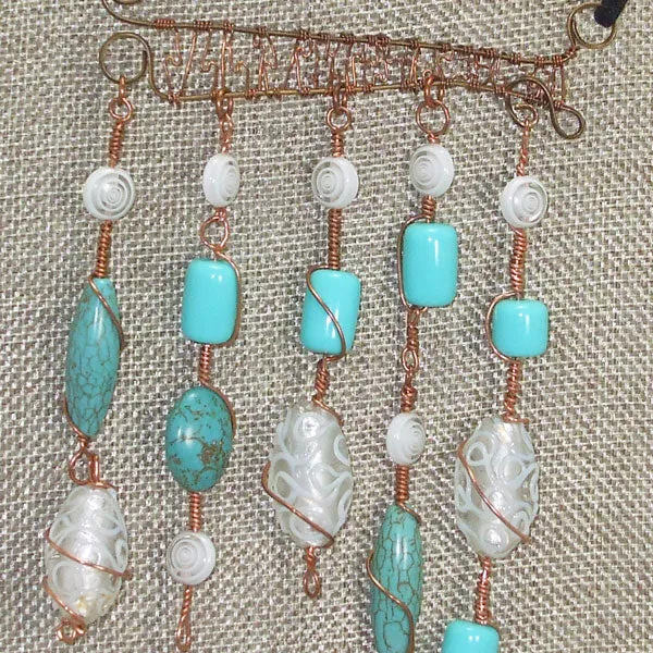 Calfuray Beaded Pendant Necklace