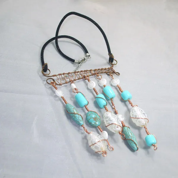 Calfuray Beaded Pendant Necklace