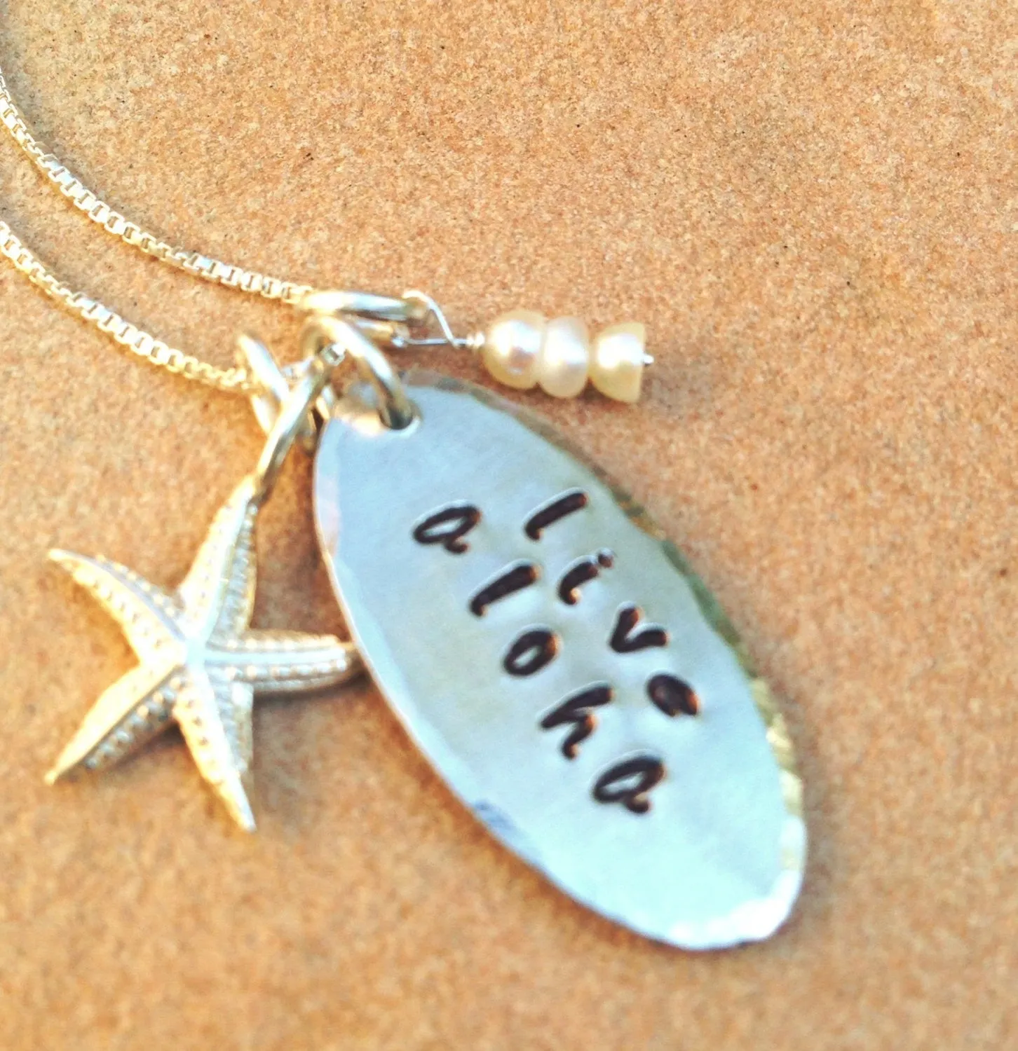 Live Aloha Necklace, Hawaiian necklace by Natashaaloha