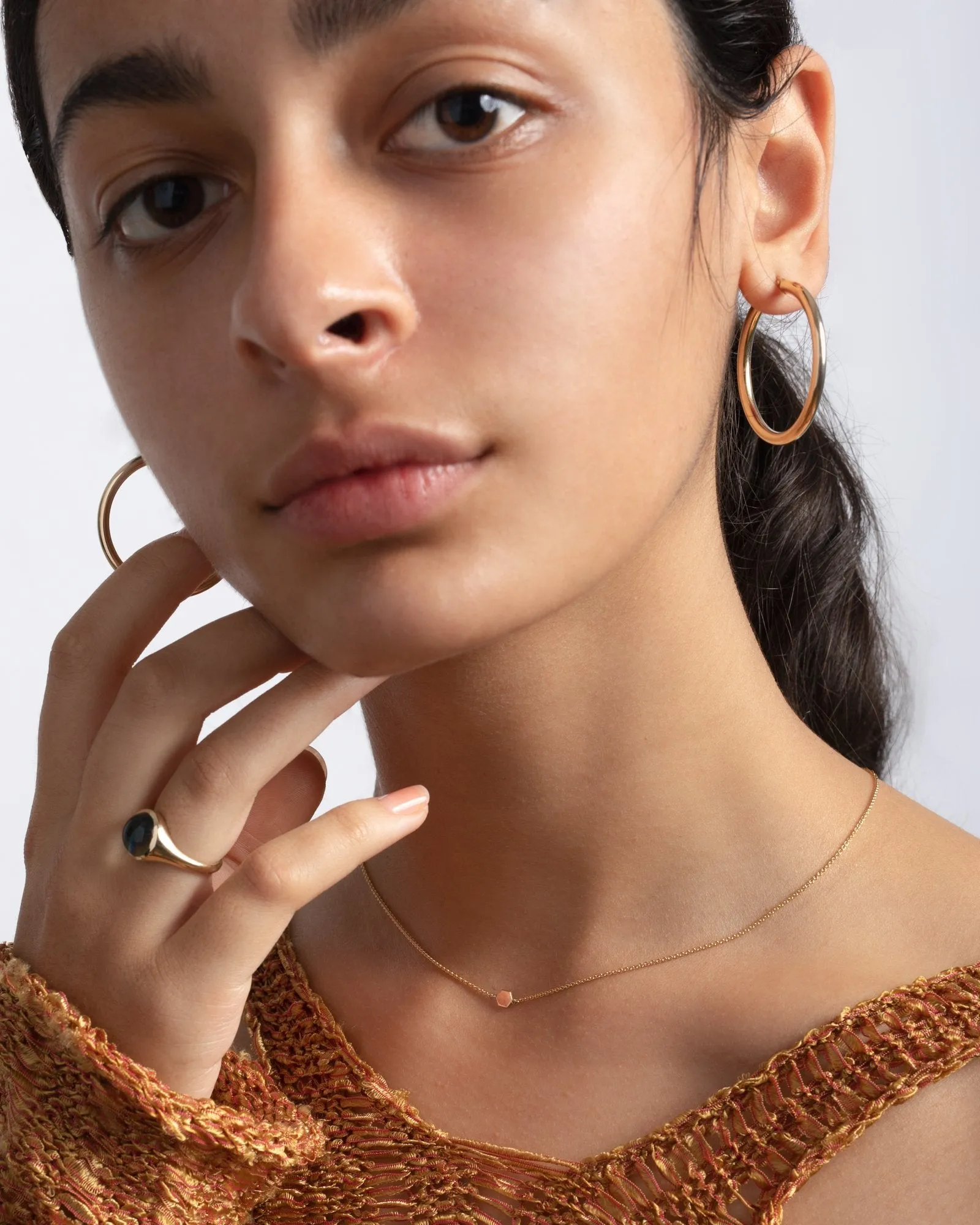 Medium Thick Hoops in Gold