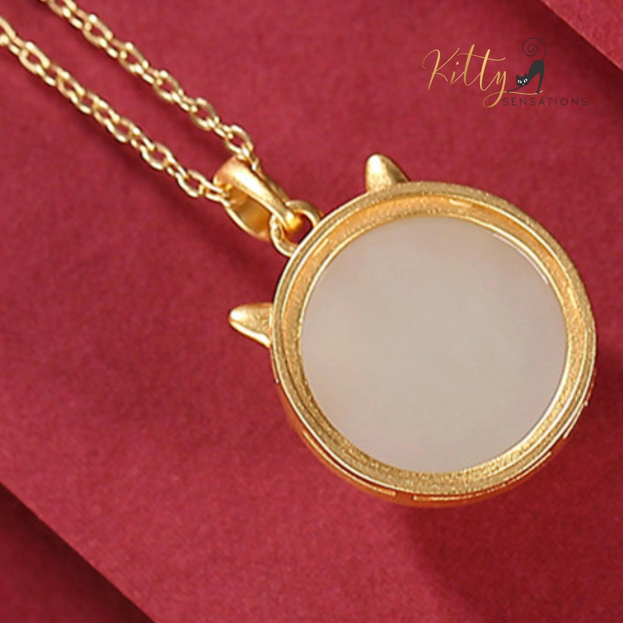 Natural Jade Cat Necklace in Solid 925 Sterling Silver (Gold Plated)