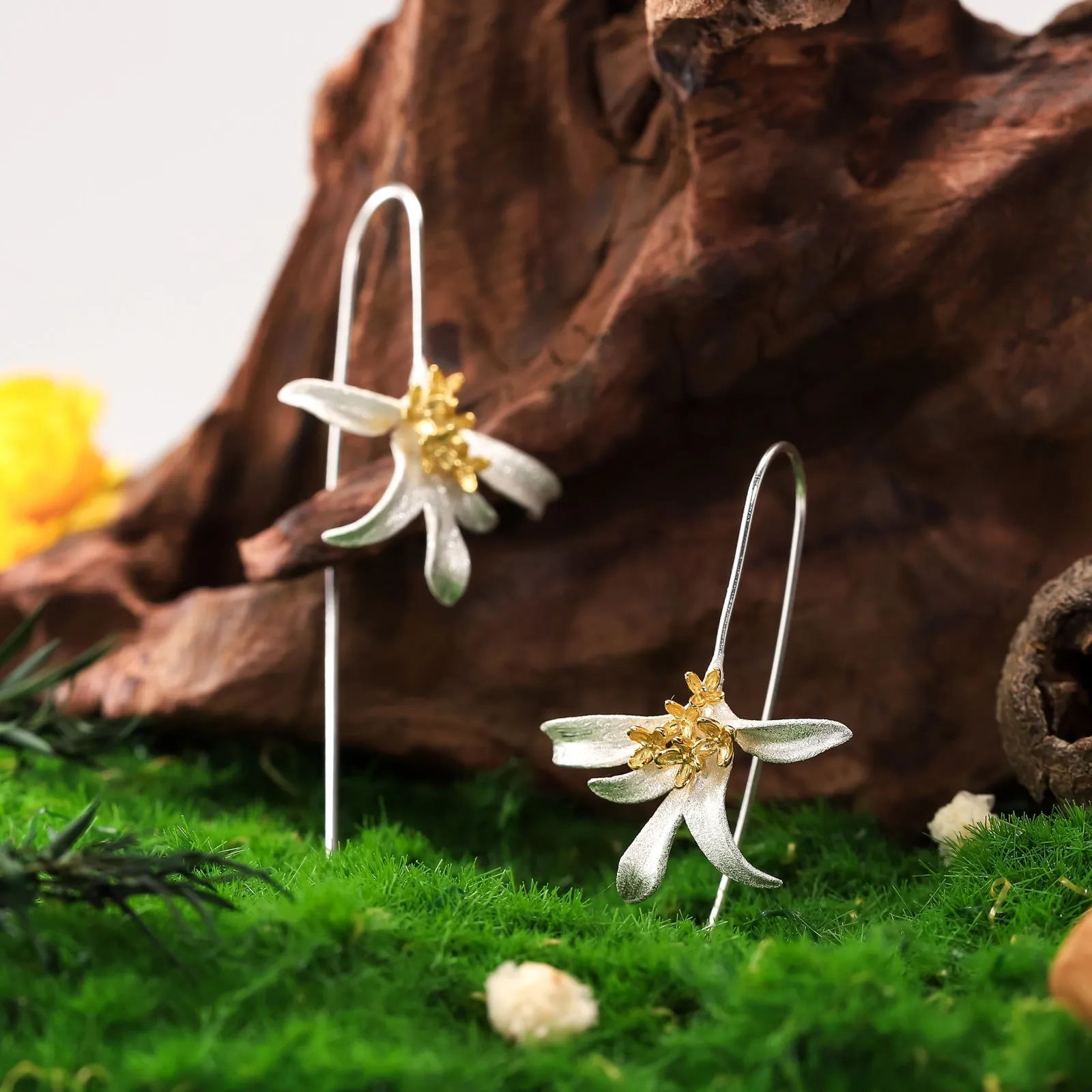 Osmanthus Fragrans Hook Earrings