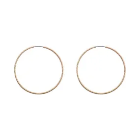 Simply Classic Hoop Earrings - Gold